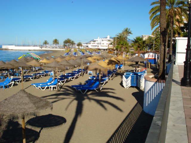 Hostal San Ramon Hotel Marbella Exterior photo